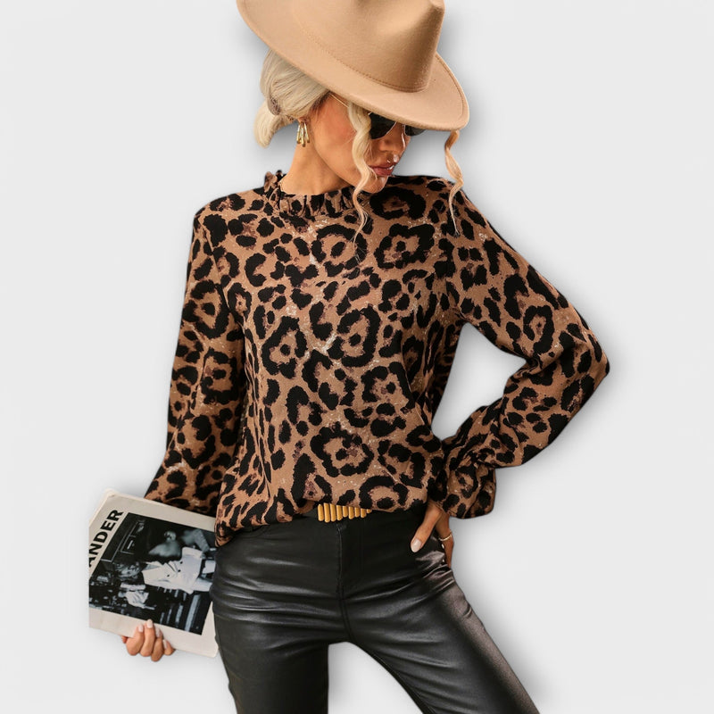 Kayla - Halenka s leopardím potiskem a skládacím límcem