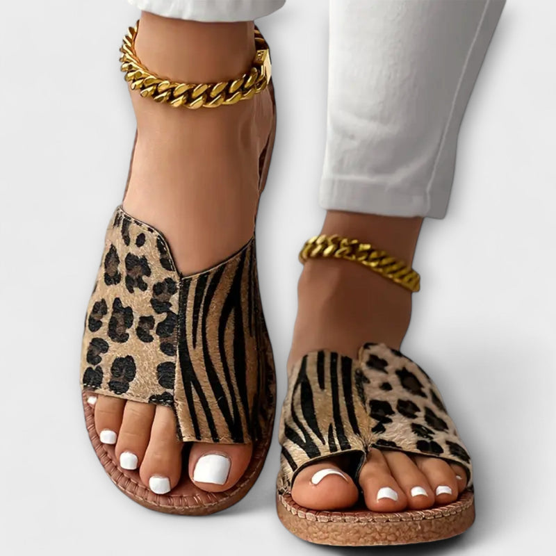 Stylové dvoubarevné pantofle s leopardím vzorem