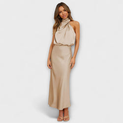Elegantní maxi šaty s halter výstřihem v letní žluté