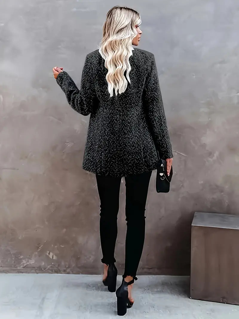 Delilah - Stylový středně dlouhý kabát s praktickými kapsami