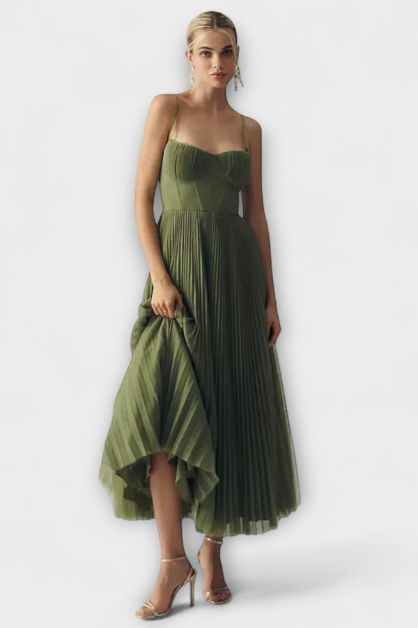 Lucrezia - Elegantní šaty s kouzlem